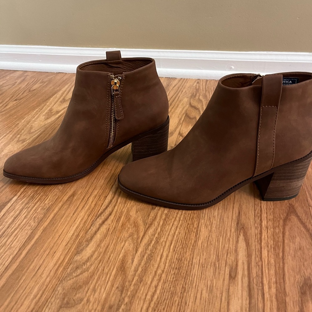 Nautica ankle boots
